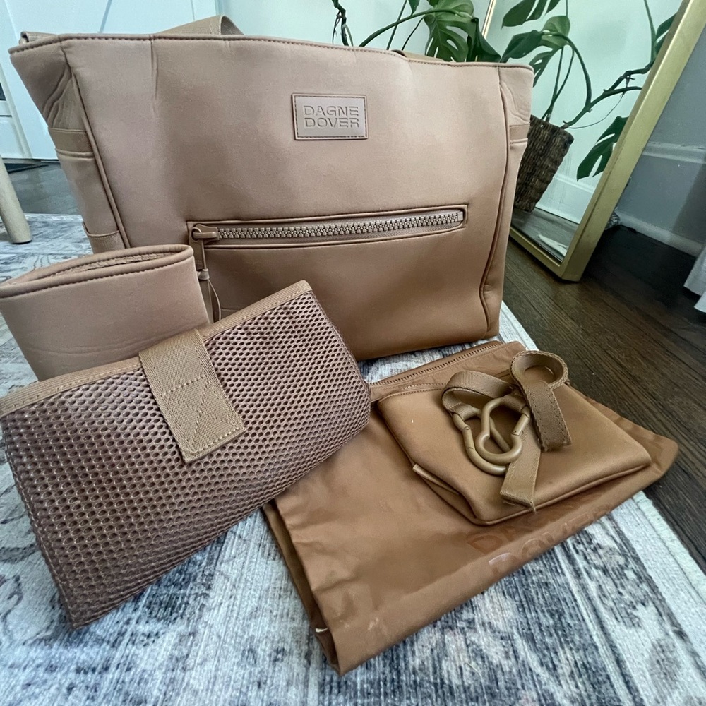 Dagne Dover Parenting bag